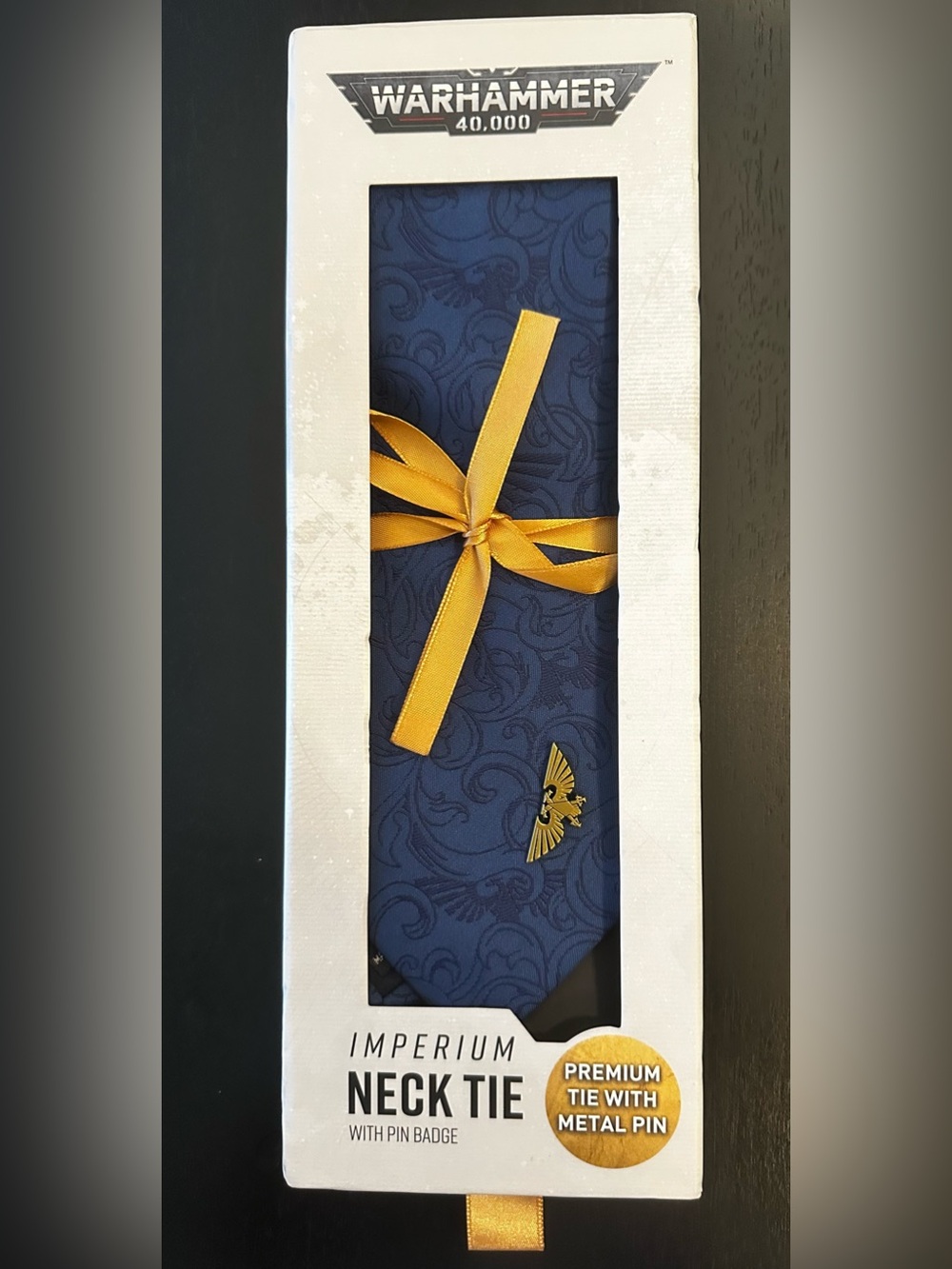 Warhammer 40,000 Nevk Tie with Pin